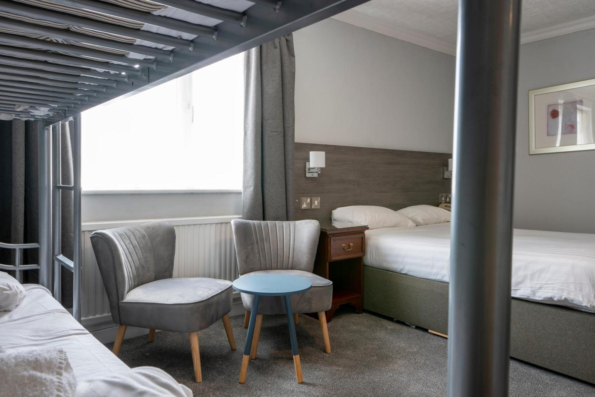 Beaufort Park Hotel Mold Ngoại thất bức ảnh