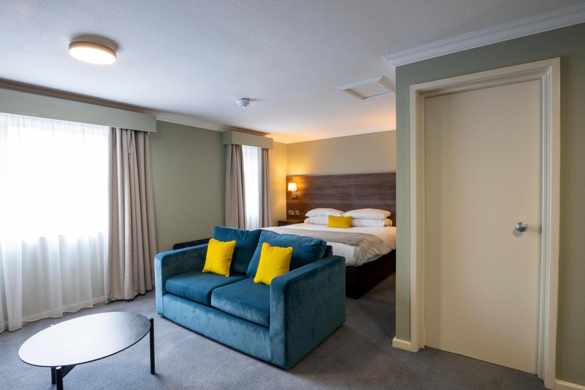 Beaufort Park Hotel Mold Ngoại thất bức ảnh