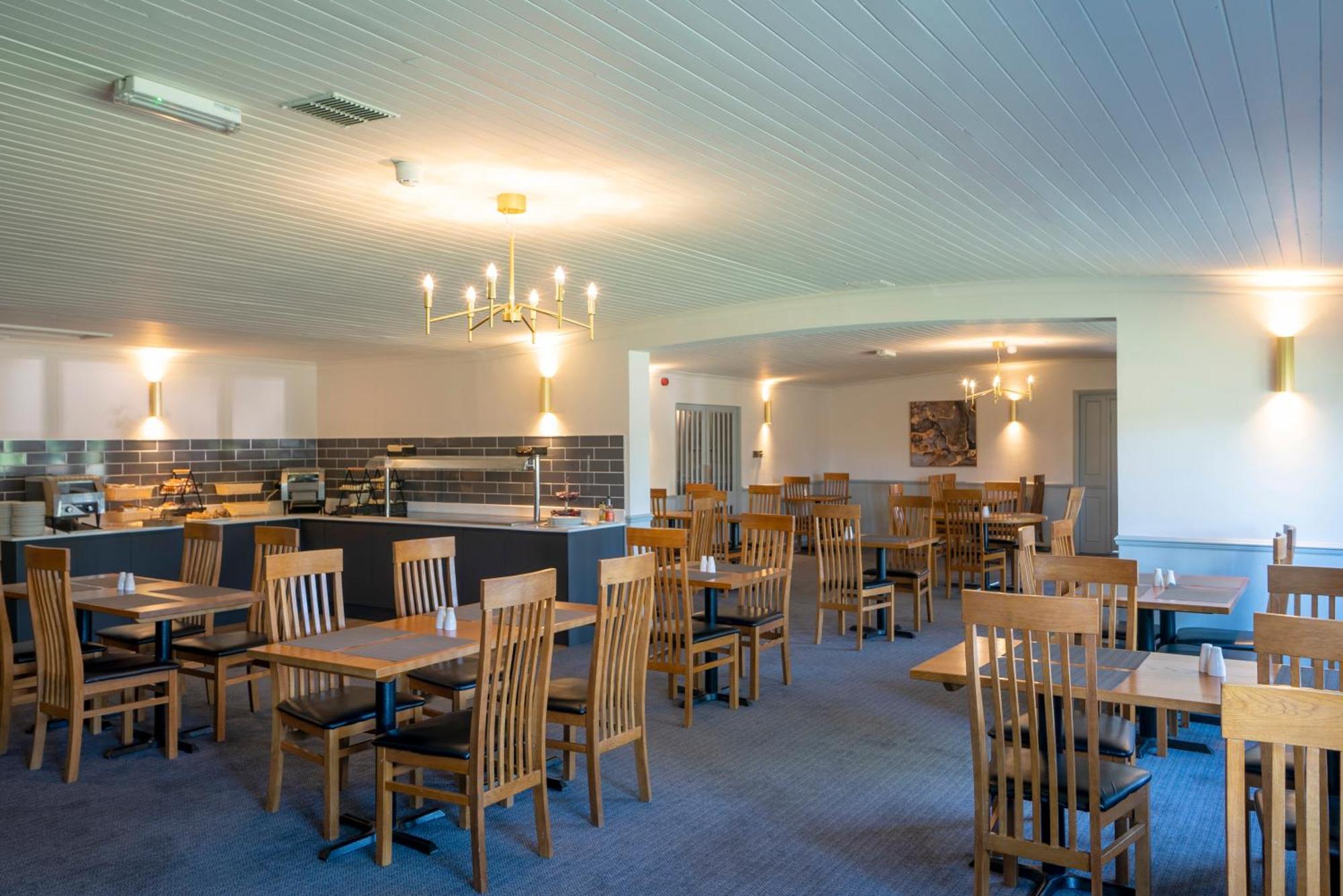 Beaufort Park Hotel Mold Ngoại thất bức ảnh
